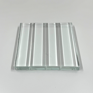 Luzora-Big-Reeded-Glas