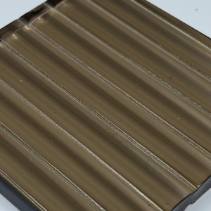 Luzora-Reeded-Bronze-Glas